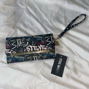 STEVE MADDEN CLUTCH